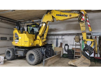 Pelle sur pneus KOMATSU