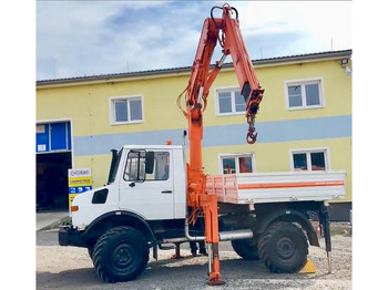Camion benne UNIMOG