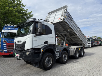 Camion benne IVECO T-WAY