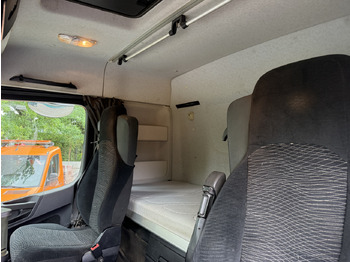 Camion ampliroll, Camion grue Mercedes-Benz Arocs 3251 8X4 Haken mit Kran HMF 2620 K5: photos 4