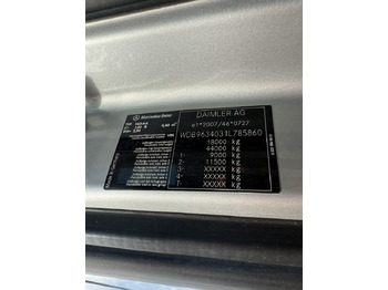 Tracteur routier Mercedes-Benz Actros 1842LS Kran HMF 2020 bis 18 Meter: photos 4