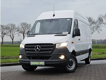 Fourgon utilitaire MERCEDES-BENZ Sprinter 317