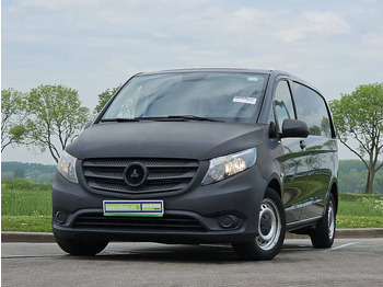 Fourgonnette MERCEDES-BENZ Vito 111