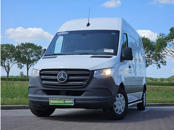 Fourgon utilitaire MERCEDES-BENZ eSprinter