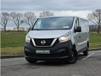 Fourgonnette NISSAN