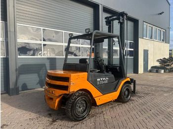 Chariot élévateur STILL R70