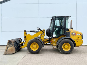 Chargeuse sur pneus CATERPILLAR 908M