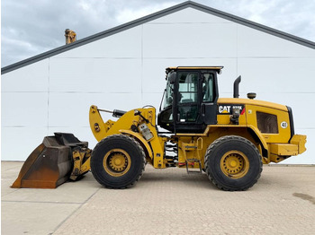 Chargeuse sur pneus CATERPILLAR 938K