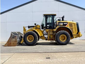 Chargeuse sur pneus CATERPILLAR 966M