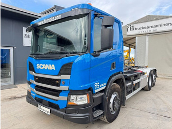 Camion porte-conteneur/ Caisse mobile SCANIA P 360