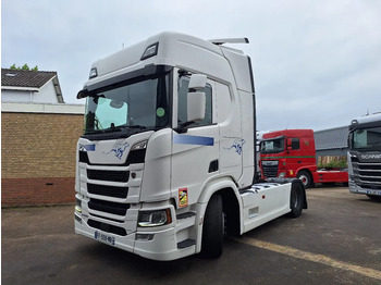 Tracteur routier SCANIA R 500