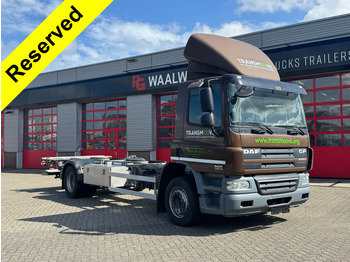 Camion porte-conteneur/ Caisse mobile DAF CF 65 220