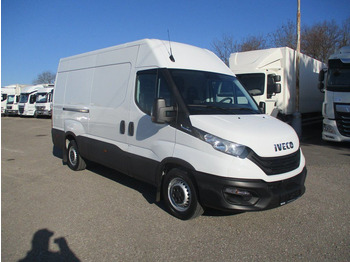 Fourgon utilitaire IVECO Daily 35s16