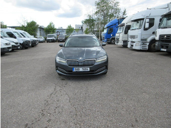 Voiture break Skoda 2.0 Tdi  Style: photos 4