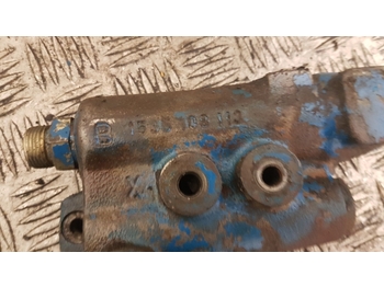 Valve de frein pour Tracteur agricole Ford, New Holland 40, Ts Trailer Brake Valve Distributor 81874969, 1535108113: photos 4