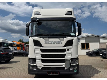 Tracteur routier SCANIA R 450