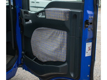 Portière et pièces pour Camion MAN TGA DOOR LINING - PASSENGER: photos 2