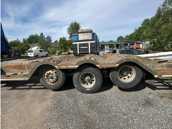 Camion grumier Sisu E11: photos 5 Camion grumier Sisu E11: photos 5