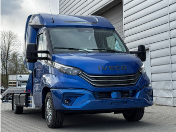 Véhicule utilitaire IVECO Daily 35s18