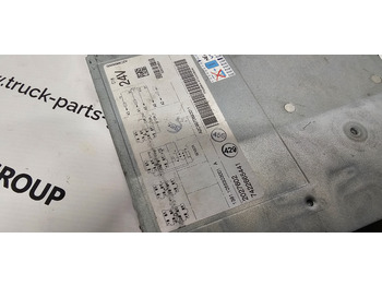 Chronotachygraphe DAF DAF XF, 106XF EURO6 emission, MX13, MX11 tachograph 1381 type 2027602, 7422665441, 1898016, 1938623, 2136958: photos 2 Chronotachygraphe DAF DAF XF, 106XF EURO6 emission, MX13, MX11 tachograph 1381 type 2027602, 7422665441, 1898016, 1938623, 2136958: photos 2