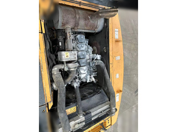 Pelle sur pneus HYUNDAI ROBEX 210W-9: photos 5
