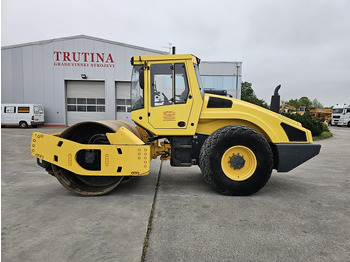 Compacteur à pieds de mouton/ Monocylindre BOMAG BW213DH-4