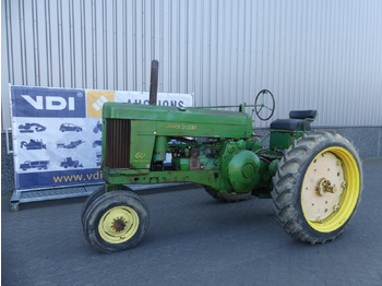 Tracteur agricole JOHN DEERE