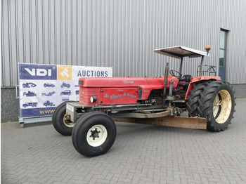 Tracteur agricole RENAULT