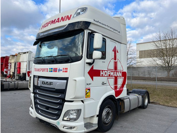 Tracteur routier DAF XF 530