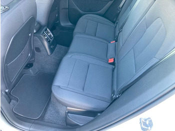 SUV Volvo XC 40 T4 Insc. Expr. Recharge Plug-In Hyb. 2WD: photos 4