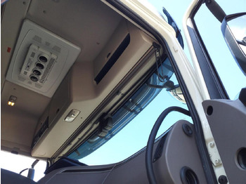 Tracteur routier DAF XF 480
