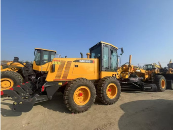 Niveleuse XCMG GR2153
