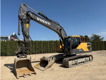 Pelle sur chenille VOLVO EC220EL