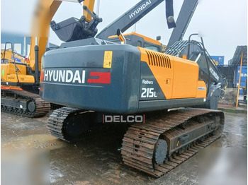 Pelle sur chenille HYUNDAI