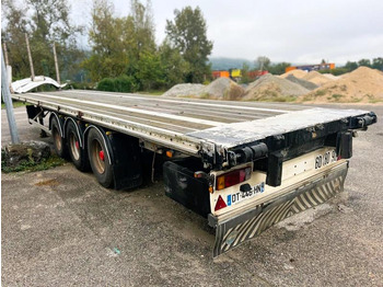 Semi-remorque plateau FRUEHAUF