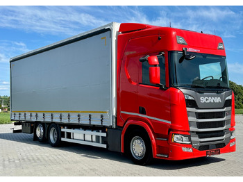 Camion à rideaux coulissants SCANIA R 410