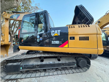 Pelle sur chenille CATERPILLAR 320D2