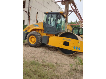 Compacteur à pieds de mouton/ Monocylindre XCMG XS223J