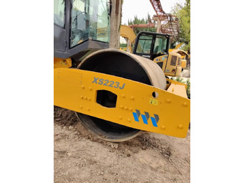 Compacteur à pieds de mouton/ Monocylindre XCMG XS 223 J: photos 4 Compacteur à pieds de mouton/ Monocylindre XCMG XS 223 J: photos 4