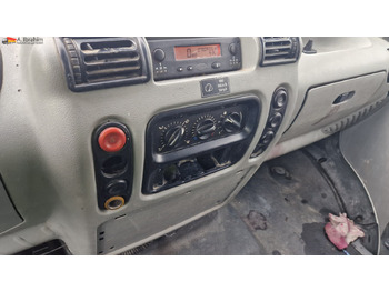 Fourgon utilitaire Renault 52AF, zwillingsbereift 2.8 nicht neu, aber läuft,: photos 4 Fourgon utilitaire Renault 52AF, zwillingsbereift 2.8 nicht neu, aber läuft,: photos 4