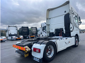 Tracteur routier DAF XF 510: photos 3