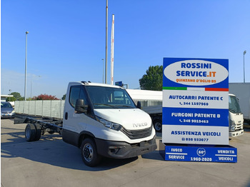 Véhicule utilitaire IVECO Daily 35c16