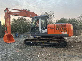 Pelle sur chenille Hitachi ZX200-3: photos 4