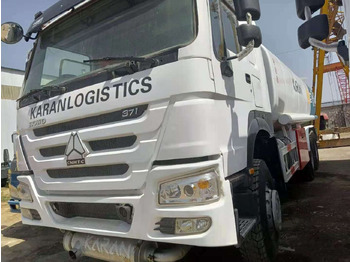 Camion citerne SINOTRUK HOWO
