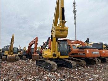 Pelle sur chenille Komatsu PC220-8: photos 3