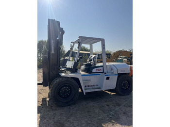 Chariot élévateur diesel TCM FD100: photos 2 Chariot élévateur diesel TCM FD100: photos 2