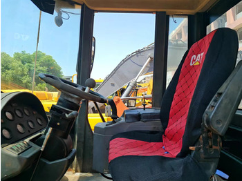 Chargeuse sur pneus CAT 950G: photos 3 Chargeuse sur pneus CAT 950G: photos 3