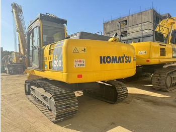 Pelle sur chenille KOMATSU PC200-8: photos 2