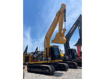 Pelle sur chenille CAT 323D2: photos 3