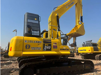 Pelle sur chenille KOMATSU PC240